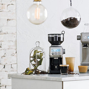 
                  
                    Carregar imagem no visualizador da galeria, Sage The Smart Grinder Pro Coffee Grinder Black Truffle
                  
                